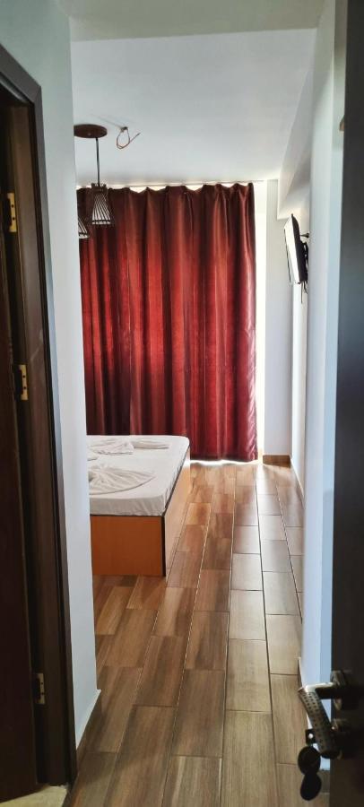 Hotel Blue Sky Resort Западен Ефорие Екстериор снимка