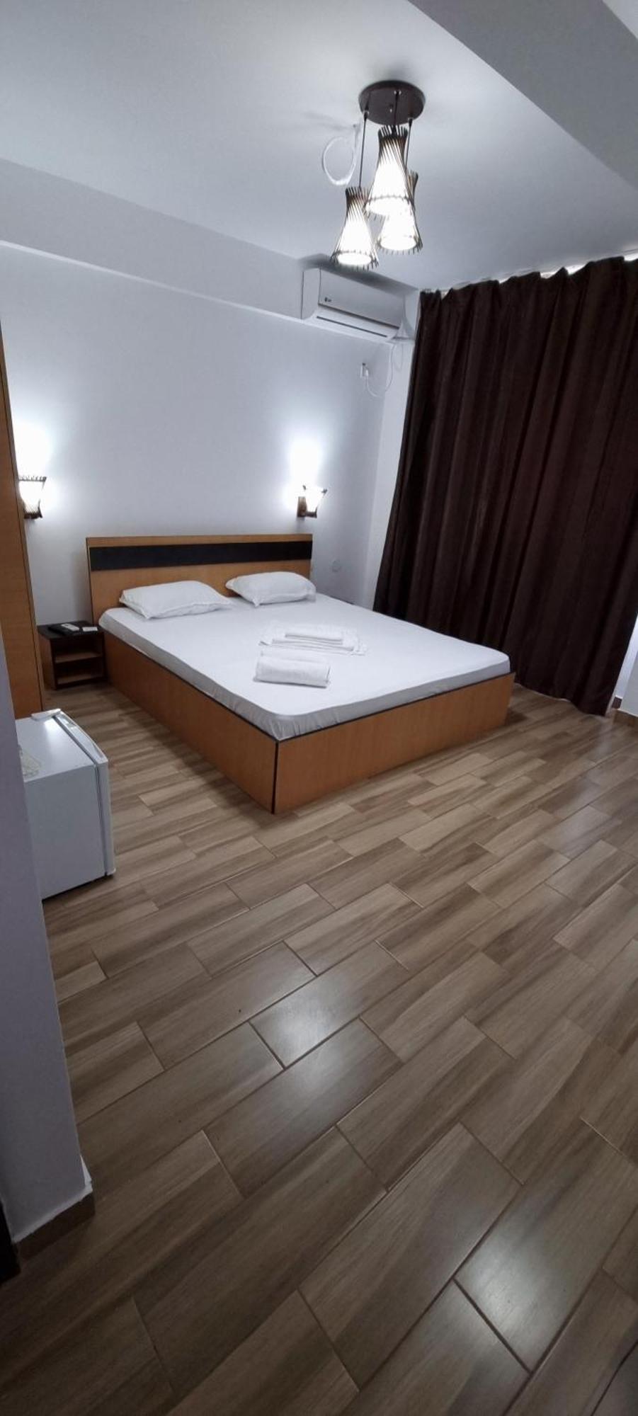 Hotel Blue Sky Resort Западен Ефорие Екстериор снимка