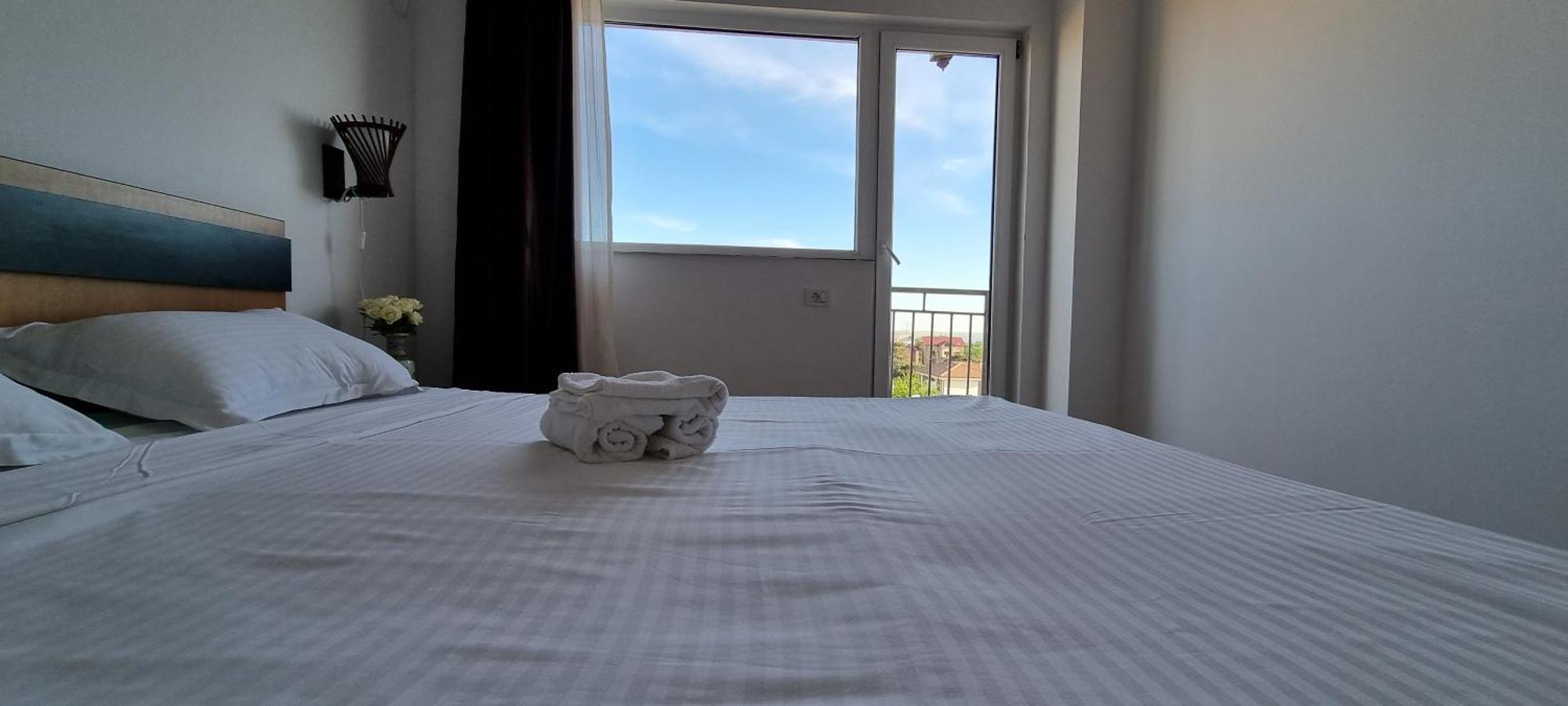 Hotel Blue Sky Resort Западен Ефорие Екстериор снимка