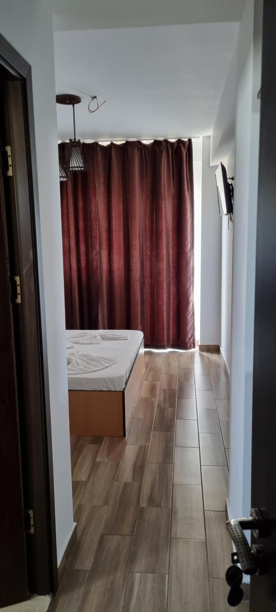 Hotel Blue Sky Resort Западен Ефорие Екстериор снимка