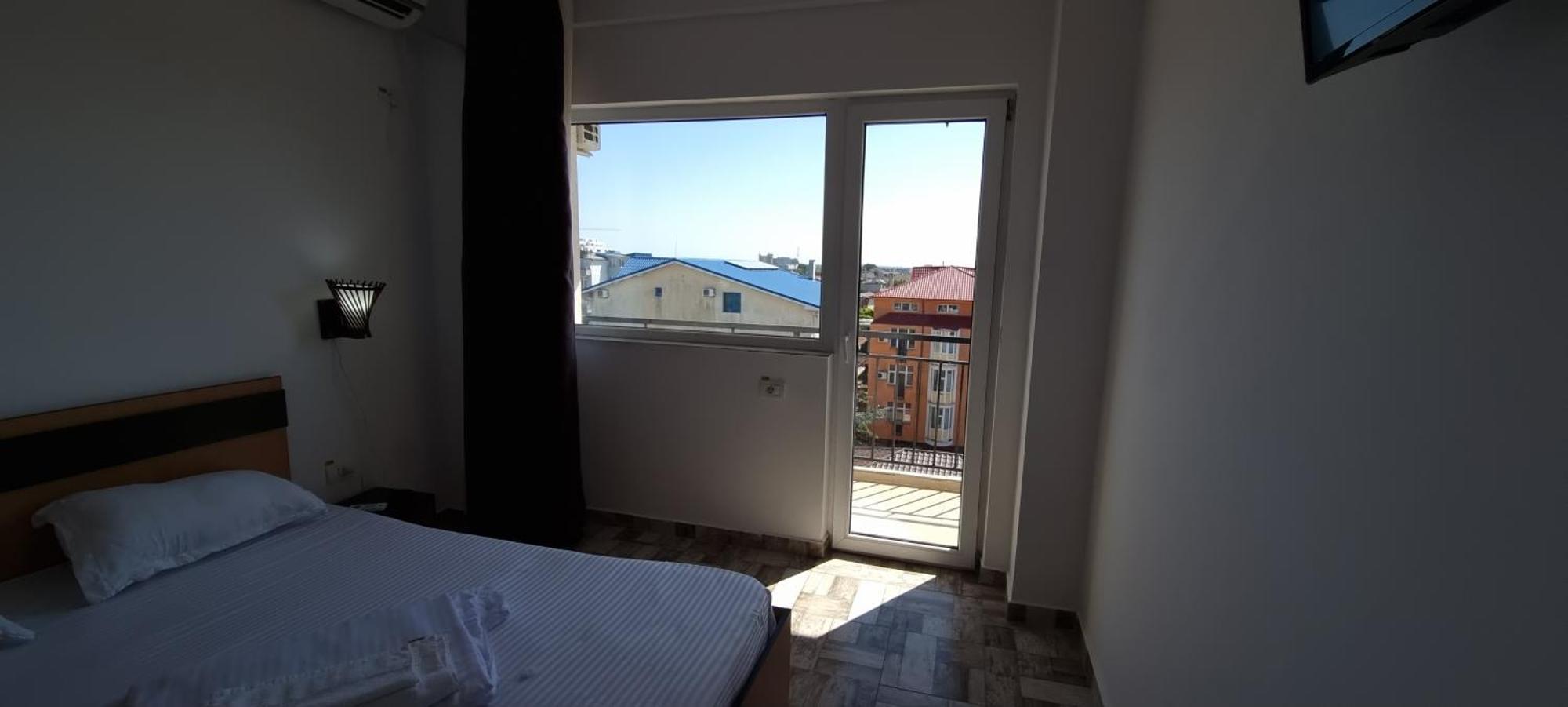 Hotel Blue Sky Resort Западен Ефорие Екстериор снимка
